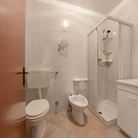 H11 Gli Ulivi Piscina - Liguria