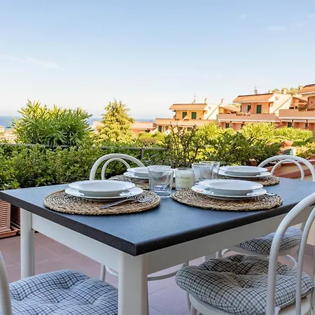 Apartment H11 Gli Ulivi Piscina - Liguria